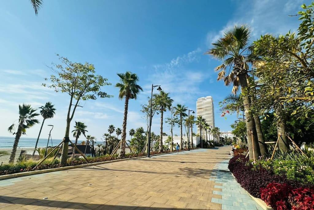 Room City Estepona Estudio Mar Kültér fotó